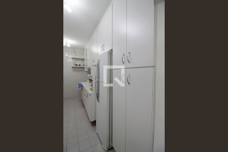 Apartamento à venda com 117m², 3 quartos e 3 vagas Apartamento à venda com 117m², 3 quartos e 3 vagasCozinha