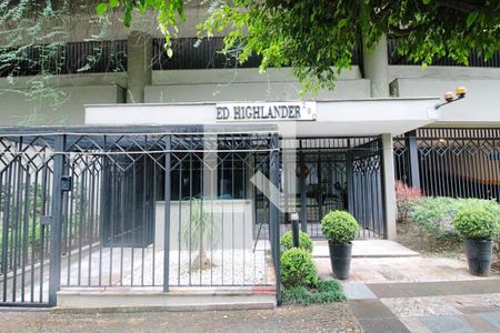 Apartamento à venda com 117m², 3 quartos e 3 vagas Apartamento à venda com 117m², 3 quartos e 3 vagasFachada e portaria