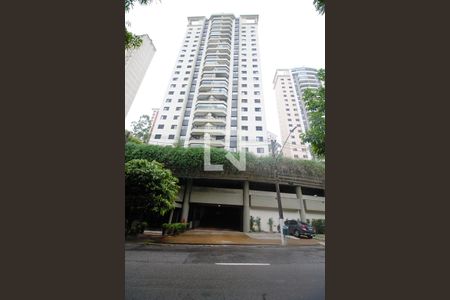 Apartamento à venda com 117m², 3 quartos e 3 vagas Apartamento à venda com 117m², 3 quartos e 3 vagasFachada