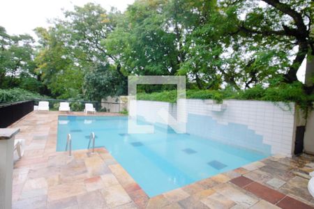 Apartamento à venda com 117m², 3 quartos e 3 vagas Apartamento à venda com 117m², 3 quartos e 3 vagasÁrea comum - Piscina