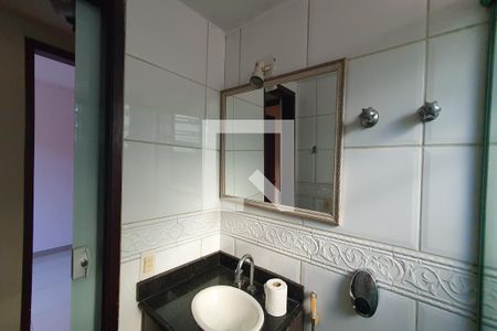 Banheiro de apartamento para alugar com 3 quartos, 68m² em São Cristóvão, Rio de Janeiro