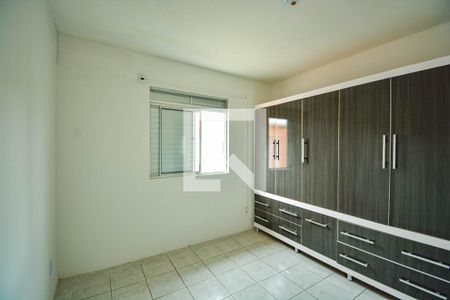 Quarto 2 de casa de condomínio para alugar com 2 quartos, 45m² em Rio Branco, Canoas