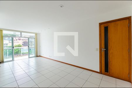 Sala de apartamento para alugar com 3 quartos, 106m² em Piratininga, Niterói