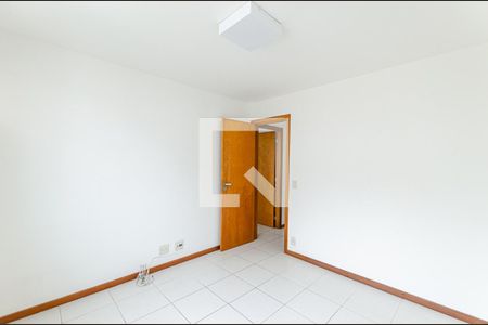 Quarto 1 de apartamento para alugar com 3 quartos, 106m² em Piratininga, Niterói