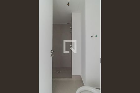 Banheiro de apartamento para alugar com 1 quarto, 25m² em Cidade Baixa, Porto Alegre
