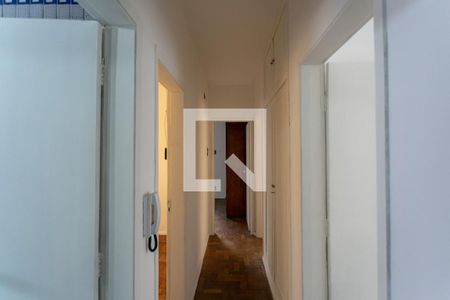 Corredor de apartamento à venda com 3 quartos, 130m² em Sion, Belo Horizonte