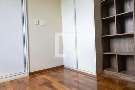 Quarto de apartamento para alugar com 2 quartos, 80m² em Coracao de Jesus, Belo Horizonte