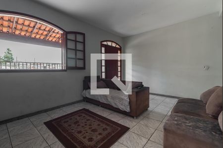 Sala 3 de casa à venda com 3 quartos, 180m² em Goiânia, Belo Horizonte