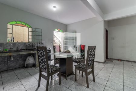 Sala / Cozinha 1 de casa à venda com 3 quartos, 180m² em Goiânia, Belo Horizonte