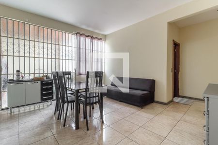 Sala / Cozinha 2 de casa à venda com 3 quartos, 180m² em Goiânia, Belo Horizonte