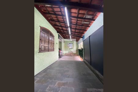 Casa à venda com 3 quartos, 232m² em Alípio de Melo, Belo Horizonte