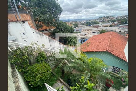 Casa à venda com 4 quartos, 220m² em João Pinheiro, Belo Horizonte