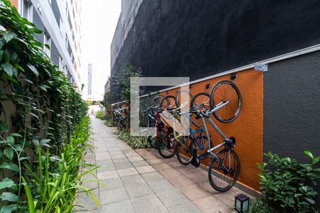 Studio para alugar com 24m², 1 quarto e sem vaga Studio para alugar com 24m², 1 quarto e sem vagaÁrea comum - Bicicletário