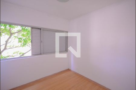 Quarto 2 de apartamento para alugar com 2 quartos, 62m² em Vila Vermelha, São Paulo