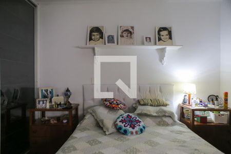 Suíte de apartamento para alugar com 3 quartos, 158m² em Pompéia, Santos