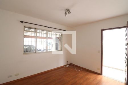 Sala  de casa para alugar com 2 quartos, 70m² em Jardim São João (jaraguá), São Paulo