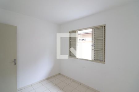 Quarto 1  de casa para alugar com 2 quartos, 70m² em Jardim São João (jaraguá), São Paulo