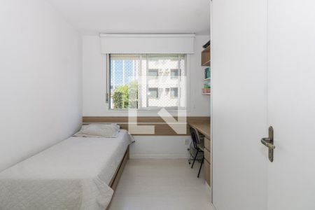 Quarto 1 de apartamento à venda com 2 quartos, 63m² em São João, Porto Alegre