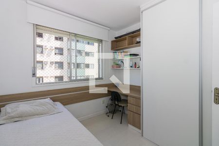 Quarto 1 de apartamento à venda com 2 quartos, 63m² em São João, Porto Alegre