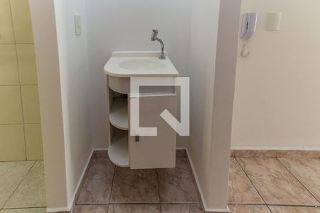 Lavabo de casa de condomínio para alugar com 2 quartos, 80m² em Vila Paulistana, São Paulo