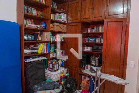 Quarto 1 de apartamento para alugar com 3 quartos, 140m² em Icaraí, Niterói