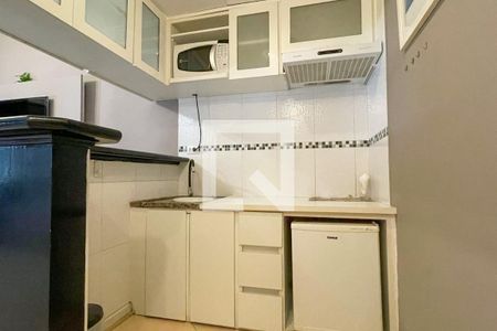 Cozinha  de kitnet/studio para alugar com 1 quarto, 32m² em Jardim Paulista, São Paulo