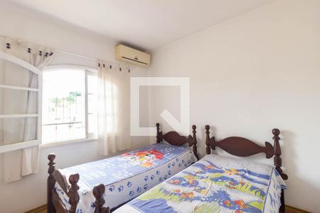 Casa para alugar com 215m², 3 quartos e 2 vagas Casa para alugar com 215m², 3 quartos e 2 vagasQuarto