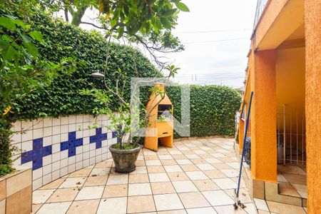 Casa para alugar com 215m², 3 quartos e 2 vagas Casa para alugar com 215m², 3 quartos e 2 vagasQuintal e Churrasqueira