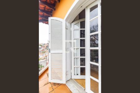 Casa para alugar com 215m², 3 quartos e 2 vagas Casa para alugar com 215m², 3 quartos e 2 vagasVaranda da Suíte