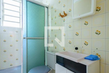 Banheiro de apartamento à venda com 1 quarto, 40m² em Camaquã, Porto Alegre