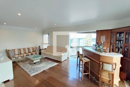 Sala de Estar de apartamento para alugar com 5 quartos, 256m² em Cambuí, Campinas