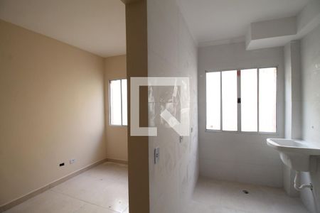 Cozinha e Área de Serviço de apartamento à venda com 2 quartos, 45m² em Vila Rio Branco, São Paulo