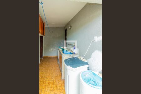Área de Serviço de casa à venda com 4 quartos, 420m² em Santa Cruz, Belo Horizonte