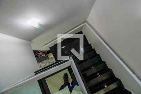 Escada de casa à venda com 3 quartos, 101m² em Jardim Oriental, São Paulo