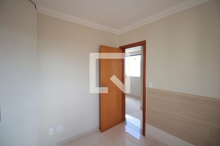 Quarto de apartamento para alugar com 2 quartos, 62m² em Castelo, Belo Horizonte