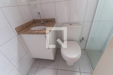 Banheiro da Suíte de apartamento para alugar com 1 quarto, 35m² em Portão, Curitiba