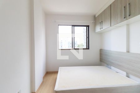 Quarto 1 Suite de apartamento para alugar com 1 quarto, 35m² em Portão, Curitiba