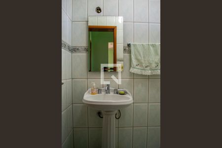 Lavabo de casa à venda com 3 quartos, 300m² em Medianeira, Porto Alegre