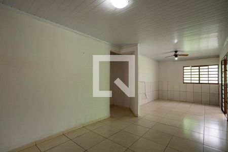 Sala de casa para alugar com 2 quartos, 110m² em Ipiranga, Goiânia