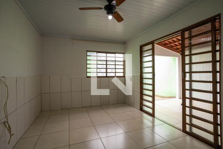 Sala de casa para alugar com 2 quartos, 110m² em Ipiranga, Goiânia