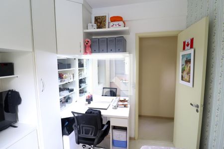 Quarto 1 de apartamento para alugar com 3 quartos, 74m² em Vila Gomes Cardim, São Paulo