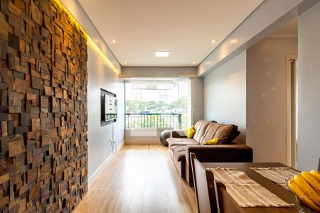 Sala de apartamento para alugar com 3 quartos, 70m² em Macedo, Guarulhos