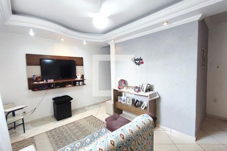 Sala de estar e jantar de apartamento à venda com 2 quartos, 56m² em Parque Residencial Vila União, Campinas