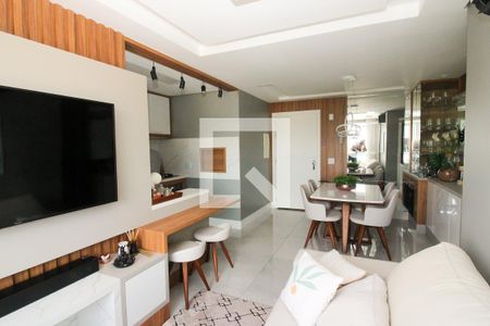 Sala de apartamento à venda com 2 quartos, 60m² em Medianeira, Porto Alegre