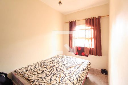 Casa à venda com 180m², 2 quartos e 2 vagas Casa à venda com 180m², 2 quartos e 2 vagasQuarto 2