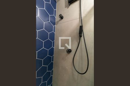 Banheiro de apartamento para alugar com 1 quarto, 29m² em Ferreira, São Paulo