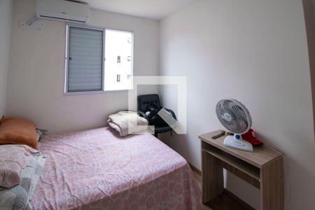 Quarto 1 de apartamento à venda com 2 quartos, 49m² em Cavalhada, Porto Alegre