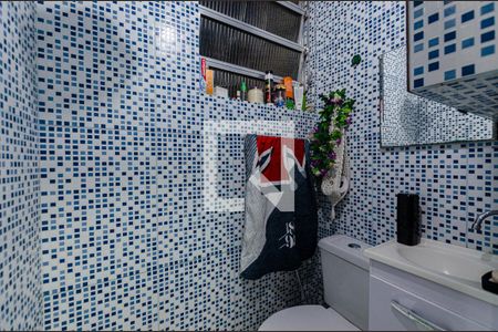 Banheiro de kitnet/studio à venda com 2 quartos, 20m² em Centro, Niterói