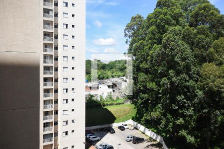 Vista de apartamento à venda com 2 quartos, 48m² em Jardim Henriqueta, Taboão da Serra