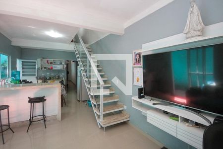 Sala de casa à venda com 2 quartos, 150m² em Vila Olinda, São Paulo